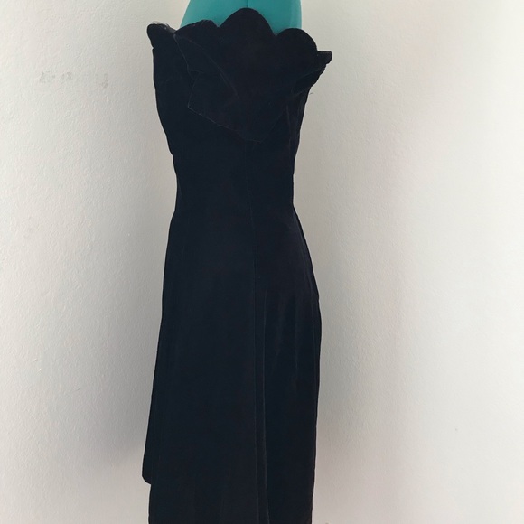 SOLDGorgeous purple/brown vintage velvet dress - Picture 3 of 8